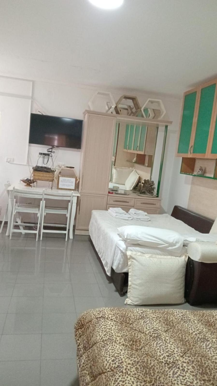 Guest Room Tirana Center Esterno foto